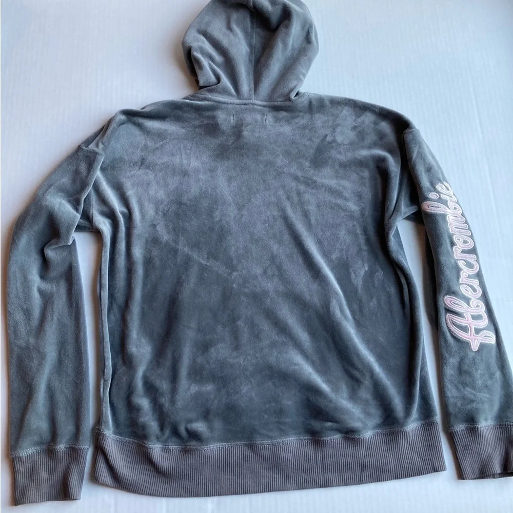abercrombie kids girls gray logo hoodie sweatshirt  Size 13- 14